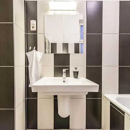 Apartment Bourgeois Elegance In The Heart Of Budapest