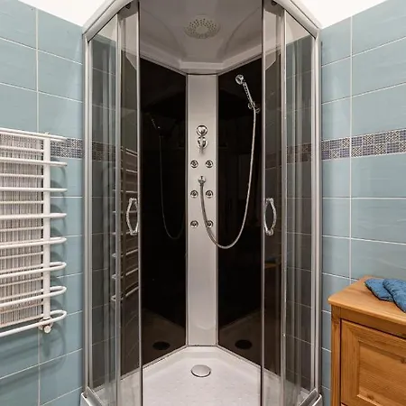 Lovely Close To Synagogue And Szimpla Garden Apartment *