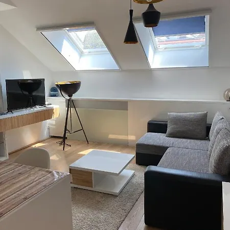 Modern 2 Bedrooms Penthouse In Gozsdu Court *