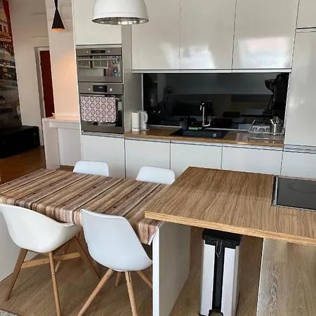 Modern 2 Bedrooms Penthouse In Gozsdu Court Appartement *