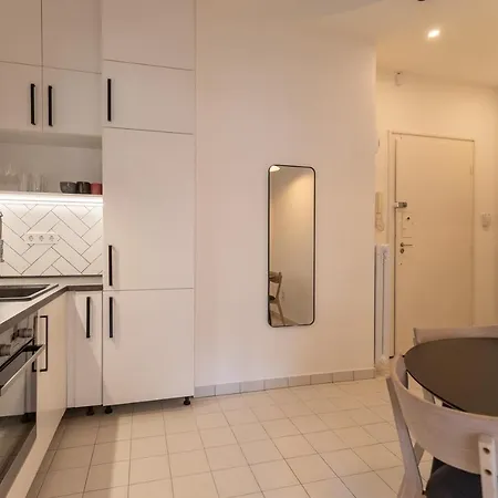 The Palm Springs Apartment *