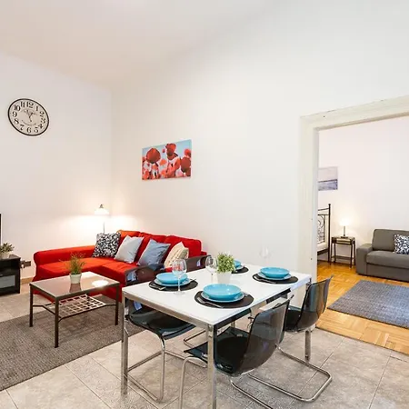 Lovely Close To Synagogue And Szimpla Garden Apartment Budapest