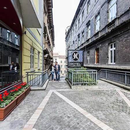 Carlton Buda Castle מלון 4*