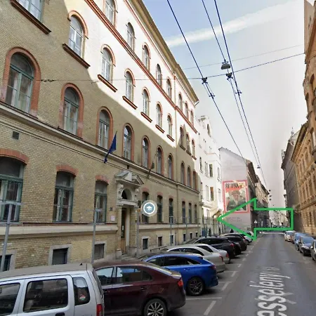 Lovely Close To Synagogue And Szimpla Garden * Budapest