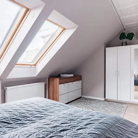 Apartament Sunny And Penthouse With Private Garage *