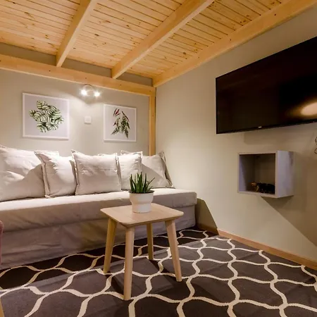 Apartment Cosy In Party District Ak20s *