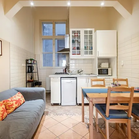 Lonyay Grand Apartment