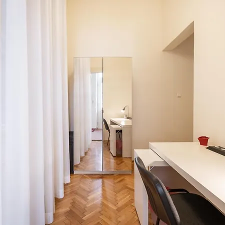 Lonyay Grand Apartment Budapest