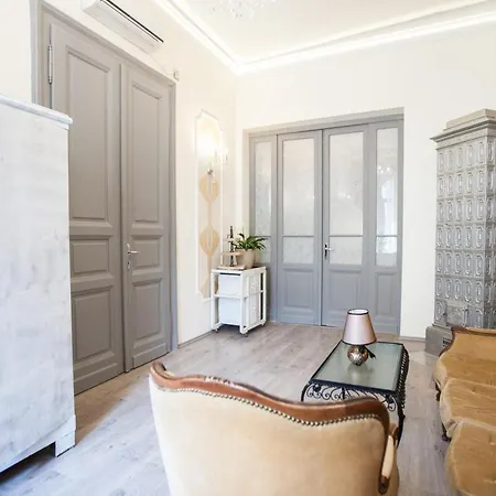 N42 By Small Appartement Boedapest