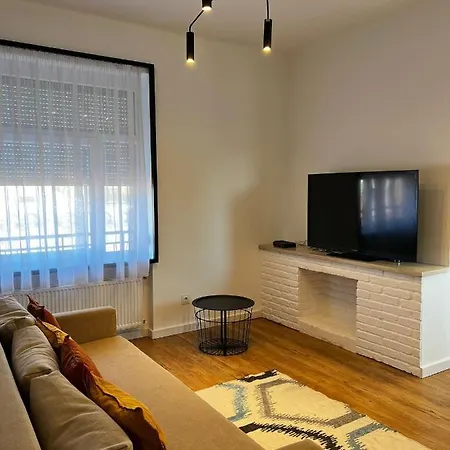Apartment Exclusive Homes