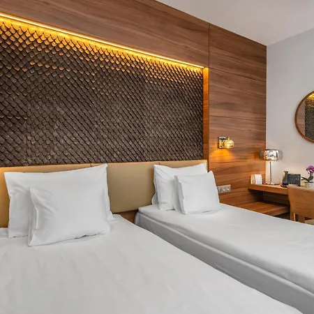 Hotel Charm - Formerly Boutique 4*