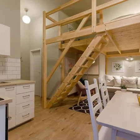 Apartmán Cosy In Party District Ak20s *