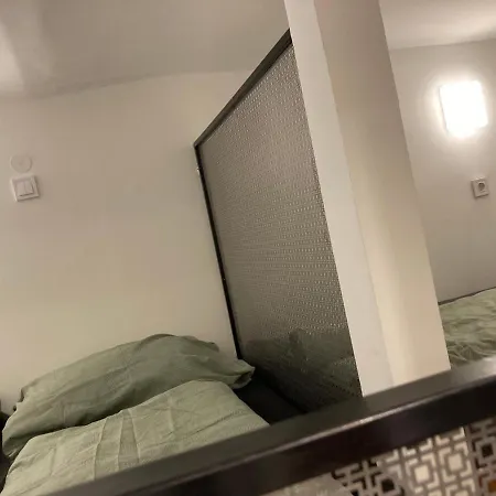 Roland Downtown - Keleti Apartment *
