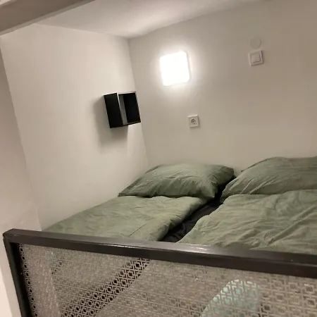Roland Downtown - Keleti Apartment