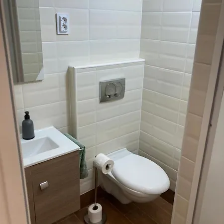 Roland Downtown - Keleti Apartment Budapest