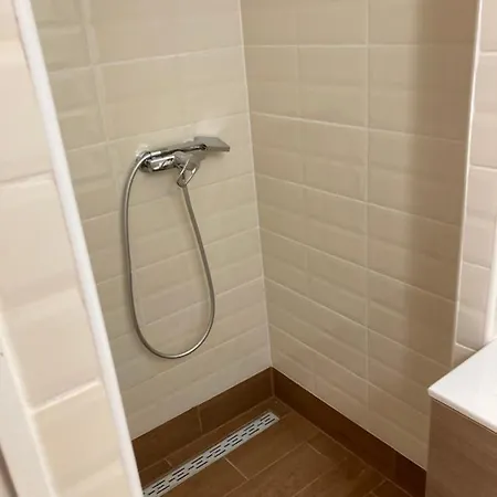 Roland Downtown - Keleti Apartment *