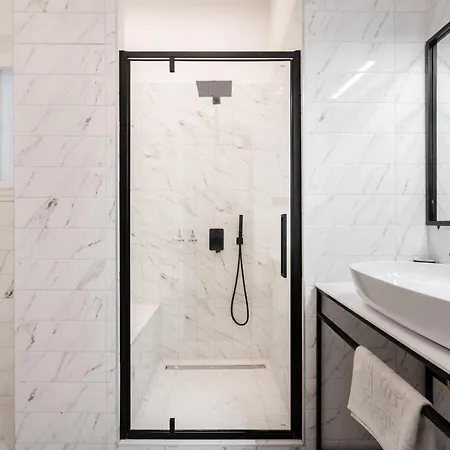 Astoria Boutique Suites- Location By Bqa Hotel Budapest
