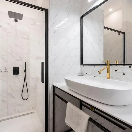 Hotel Astoria Boutique Suites- Location By Bqa Budapest