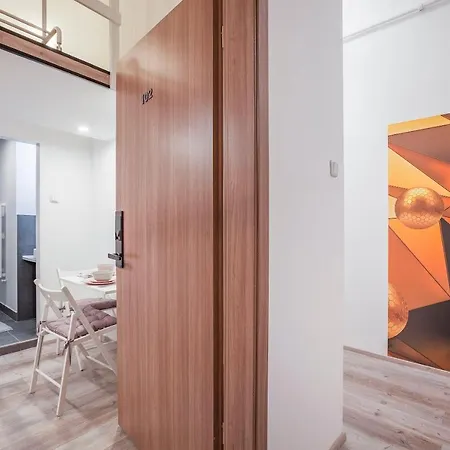 Διαμέρισμα D'crown Residences