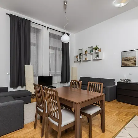 Apartment Cosy 1 Bedroom In Gozsdu Court Budapest