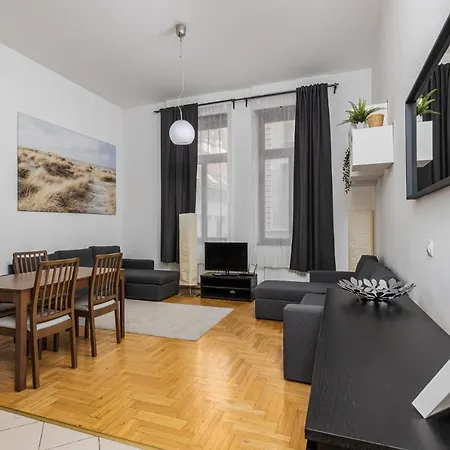 Apartment Cosy 1 Bedroom In Gozsdu Court Budapest