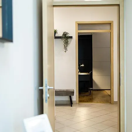 Cosy 1 Bedroom In Gozsdu Court Budapest