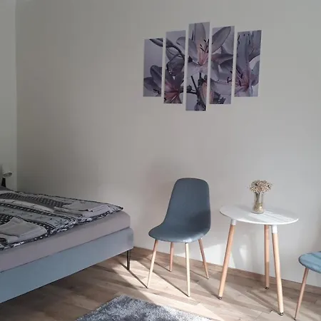 Apartment Vilagos, Kellemes Lakas, Jo Koezlekedessel *