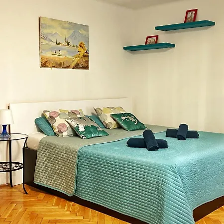 Apartment Elegancy Btwn Parliament/basilica/danube