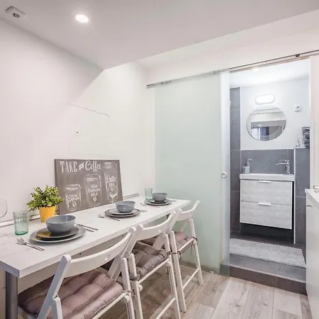 D'crown Residences Apartment