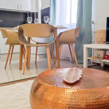 Warm Family Snug Apartment