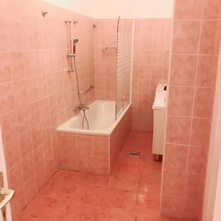 Happy In The Heart Of With 2 Apartmán *