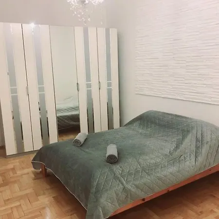 Happy In The Heart Of With 2 Apartmán Budapešť