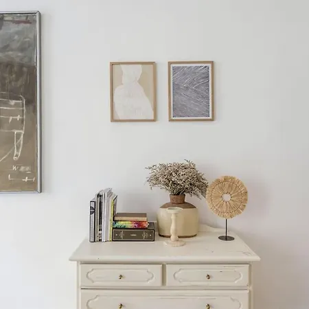 Apartment Atelier *