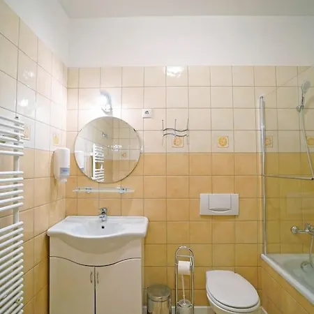 Kiraly Court #free Parking Apartment Budapest