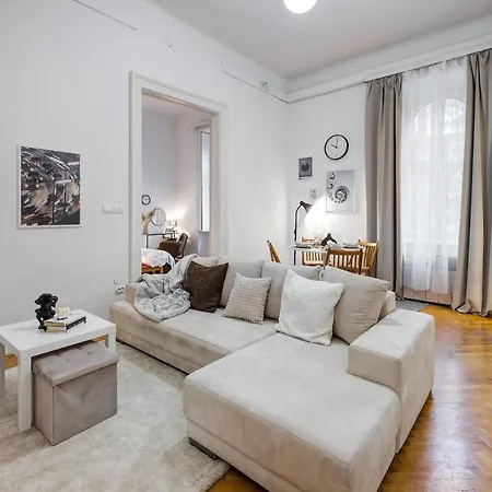 Felsoerdosor Apartament Budapesta