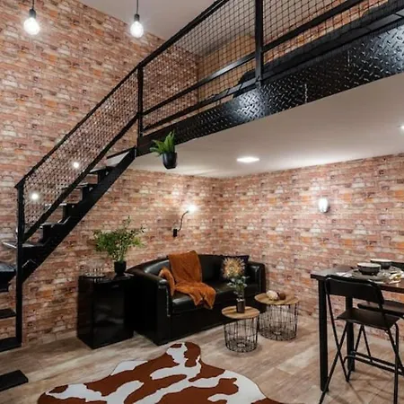 Very Stylish And Ac Apartment