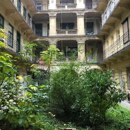 Citypark Cosy -free Parking On Weekends Apartment Budapest