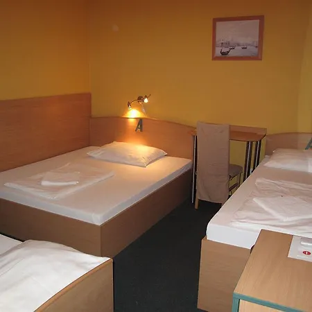Bed & Breakfast Alfred Panzio 3*
