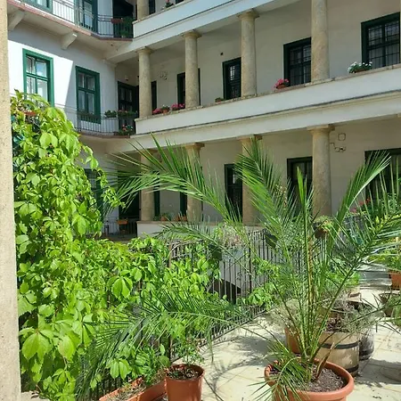 Apartment Center Terrace *