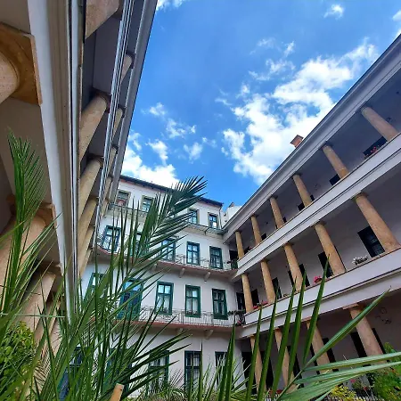 Apartment Center Terrace