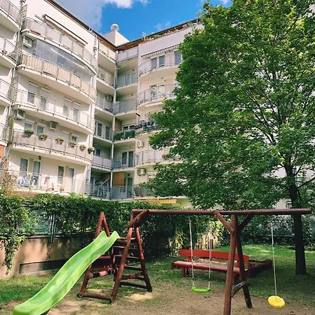 Santos 1214 Apartment Budapest