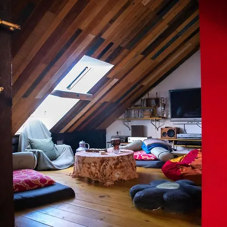 Vandrarhem Nest