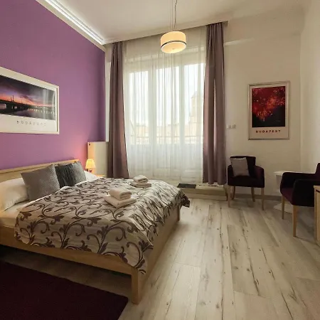 Abt Karoly Apartmán