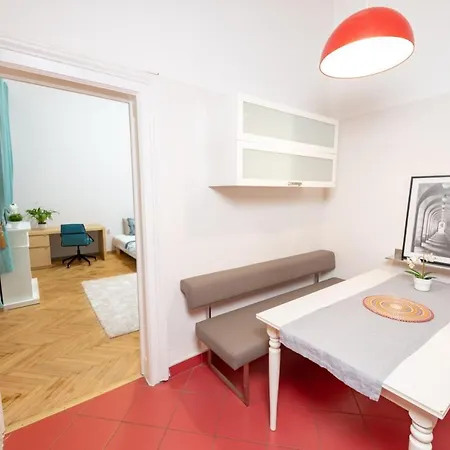 Oasis * Budapest