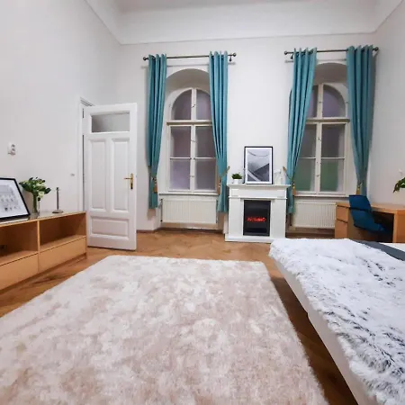 Oasis * Budapest