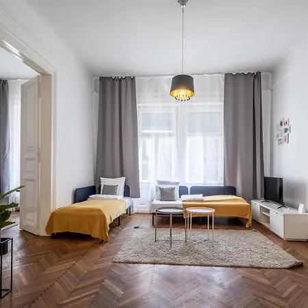 Spacious Apartment Budapest