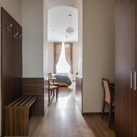 Hotel Elit Boutique Rooms- Location by bqa *