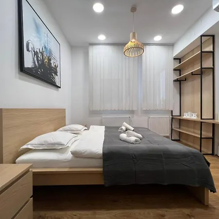 Exclusive Homes Apartment *