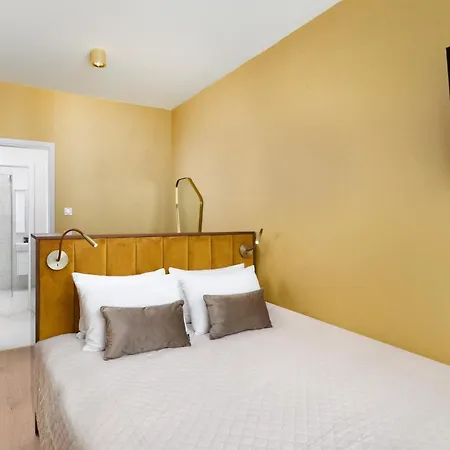 Aparthotel Emerald Downtown Luxury By Continental Group 2*
