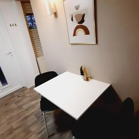 Hi-bp Garden Batsanyi Tiny House Near The Train With Free Parking * Budapest